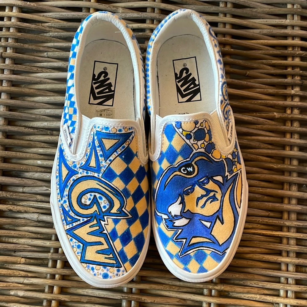 Custom George Washington vans